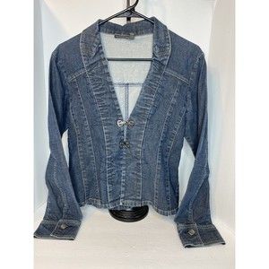 Tristan and Iseut Woman Denim Jacket Long Slv Button Front, size medium